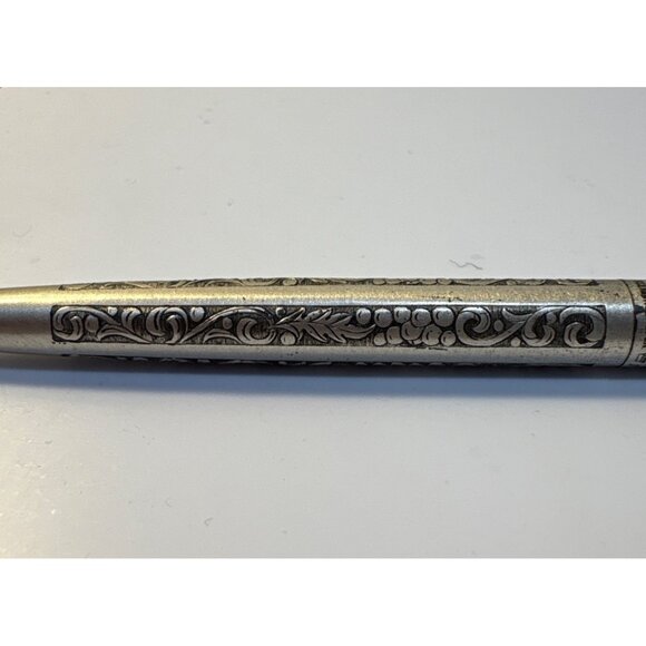 Vintage Sheaffer Pen Sterling Silver Engraved Grape Floral Design USA - Picture 3 of 9